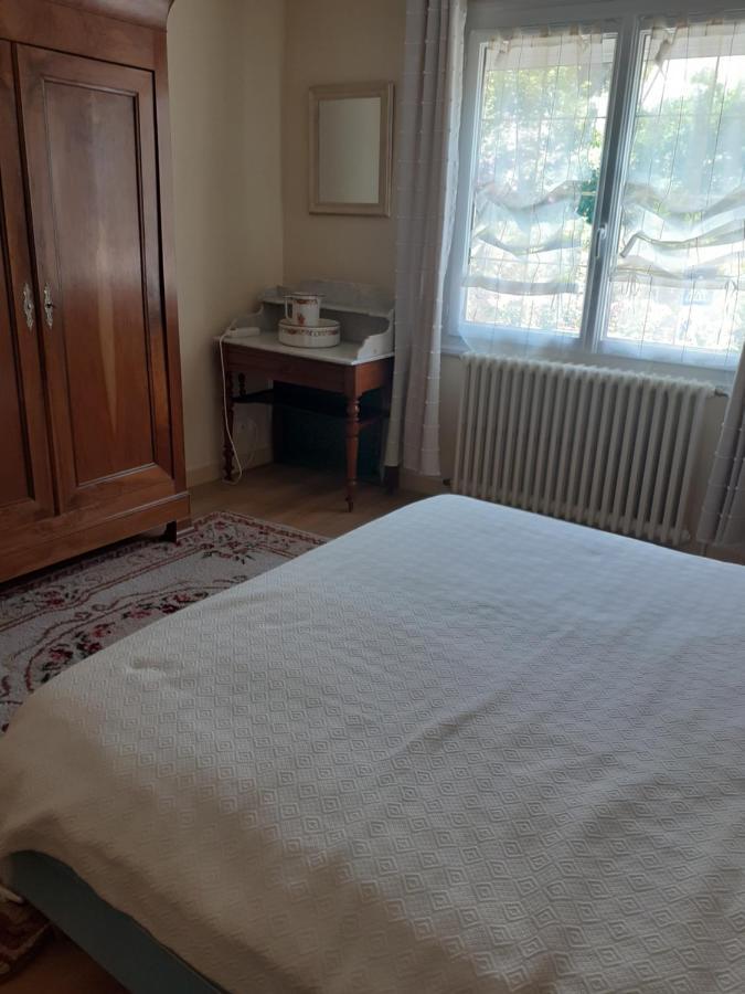 Gîte et chambre d'hôte Saint Jacques Loches Extérieur photo